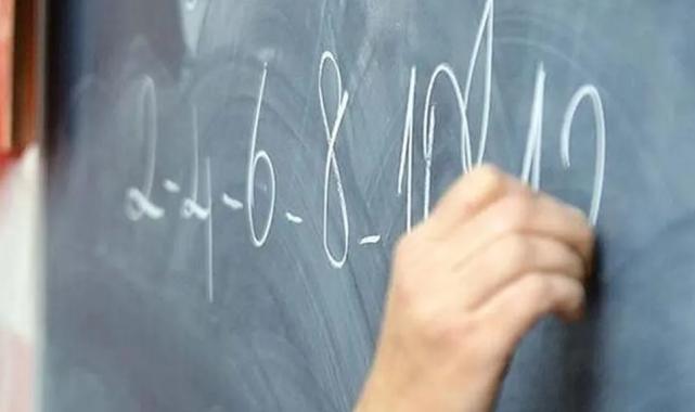 TEDMEM’den Türkiye’nin öğretmenlik politikalarına kritik rapor… Nitelik yerine nicelik öne çıkıyor