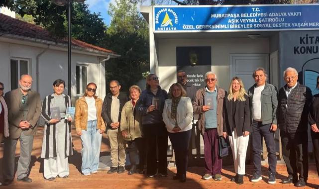 Yazar ve şairler gönüllü okuyucu oldu