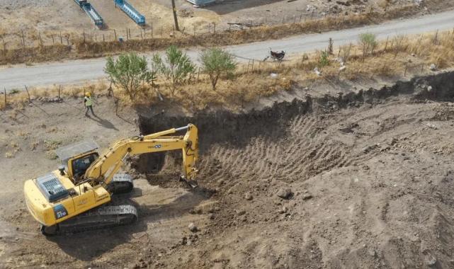 Ahmet Akın’dan Hacıhüseyin’e yeni içme suyu hattı müjdesi