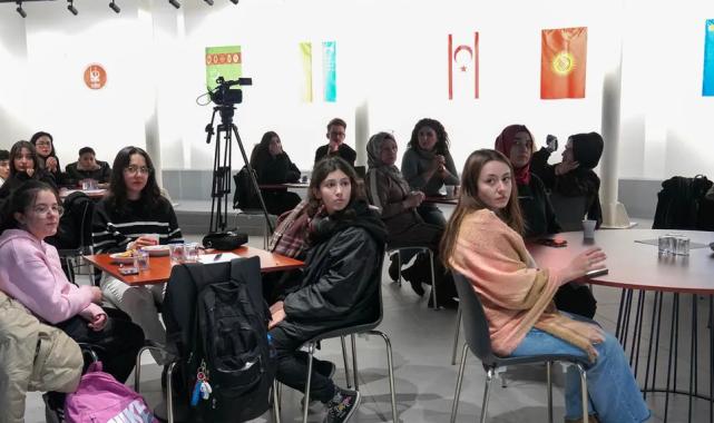 Ankara Keçiören’de gençlere Erasmus+ bilgilendirmesi