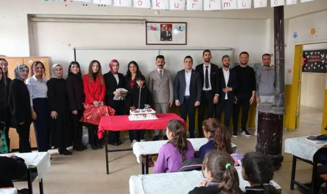 Çocuklara “İyi ki doğ-Muş” ile sürpriz ziyaret