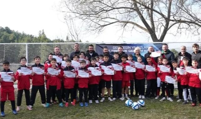Denizli’de geleceğin yıldızları futbol kampında buluştu