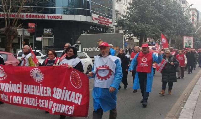 Emekliler Samsun’dan Ankara’ya yürüdü… Tandoğan Meydanı’nda hak mücadelesi