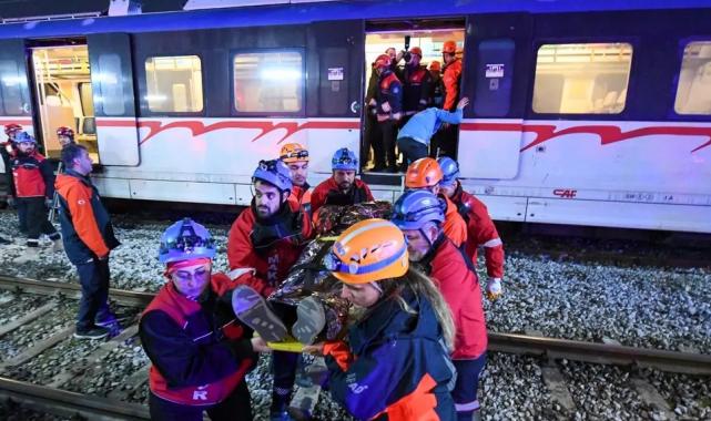 İZBAN İstasyonu’nda tatbikat gerçeği aratmadı