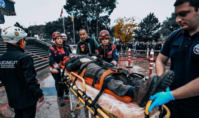 İzmir İtfaiyesi daima teyakkuzda