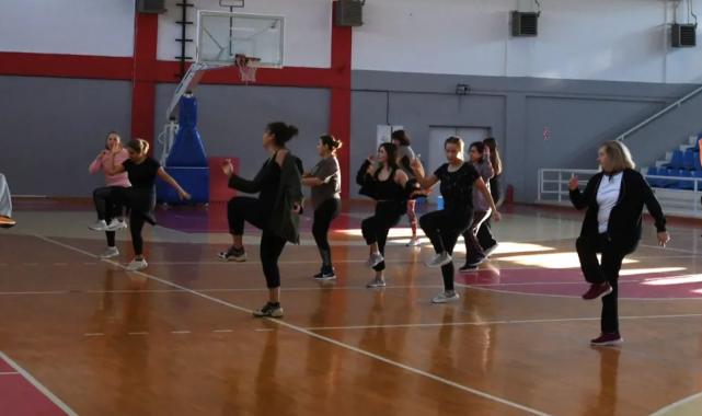 İzmir Narlıdere’de kadınlardan sağlıklı başlangıç