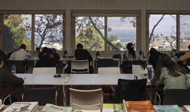 İzmir’in kütüphanelerini ‘kitap kurtları’ çok sevdi