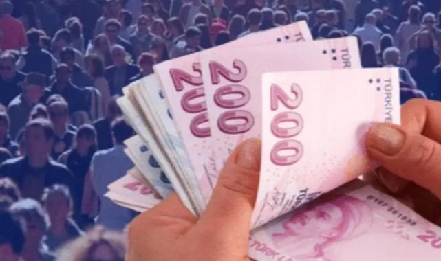 Kamu çalışanları ve emeklilerden ek zam tepkisi! Adalet istiyoruz, ayrıcalık değil