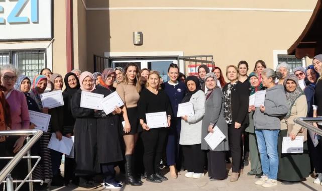Kocaeli’de ‘Güçlü Kadın Güçlü Toplum’da ilk grup eğitimler tamamlandı