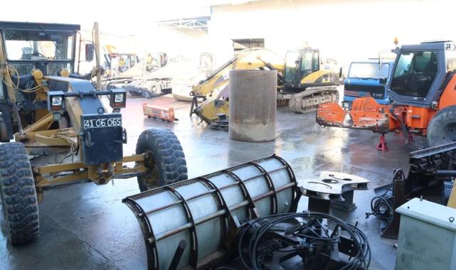 Kocaeli’nin bu atölyesi saat gibi işliyor… Bu atölyede ne ararsan var!