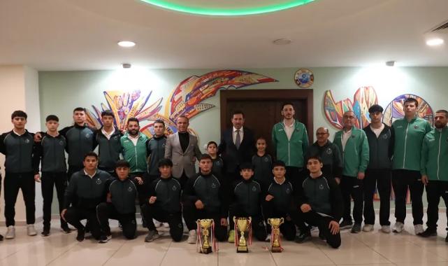 Konya Karatay Belediyespor’dan Başkan Kılca’ya çifte gurur ziyareti