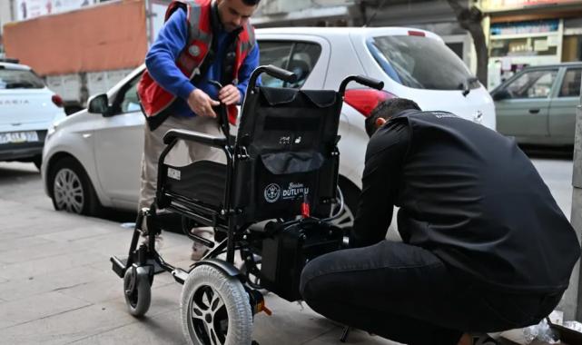 Manisa Büyükşehir’den engelli bireylere medikal destek