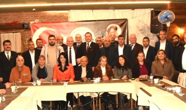 Manisa Dostlar Meclisi’nde demokrasi buluşması