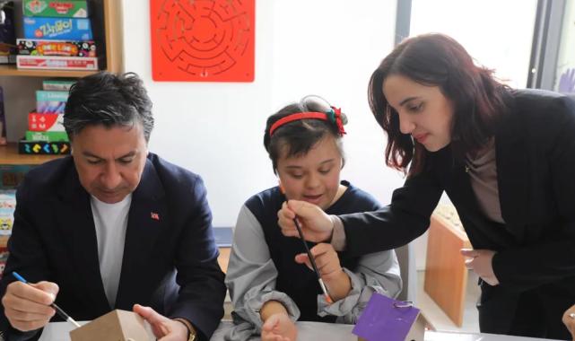 Muğla’da engeller sevgi ve hizmetlerle aşılıyor