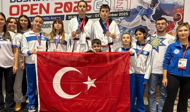 Muğlalı tekvandocular Bosna Hersek’te madalyaları topladı