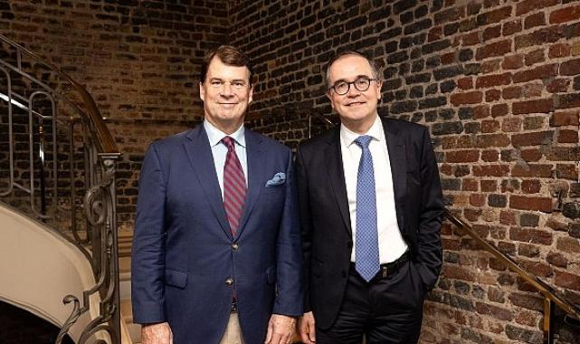 Renault Group ve Ford, Avrupa’da binek ve ticari araçlar için iki uygun fiyatlı elektrikli otomobille başlayan stratejik bir ortaklık kurdu