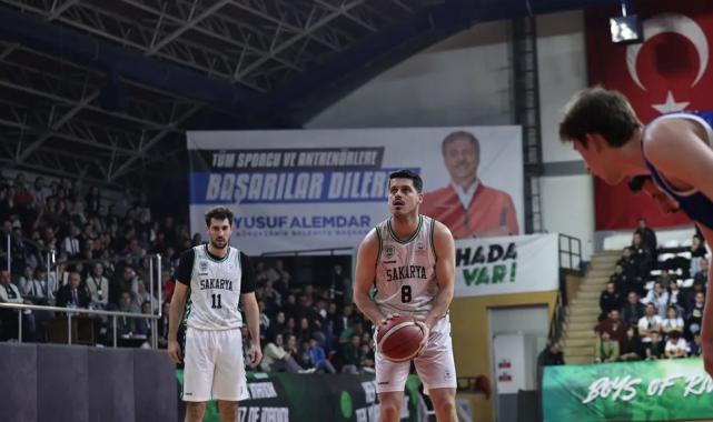Sakarya Büyükşehir Basketbol Kütahya’da parkeye çıkıyor