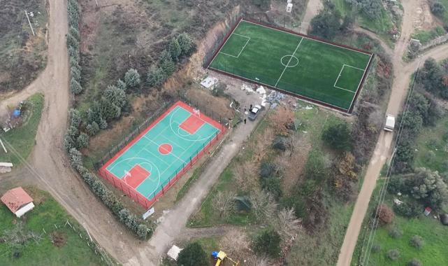 Sakarya Geyve’de spor sahaları hizmete gün sayıyor