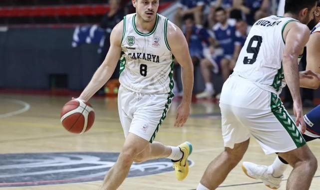 Sakarya potada 10’da 10 hedefiyle deplasmanda