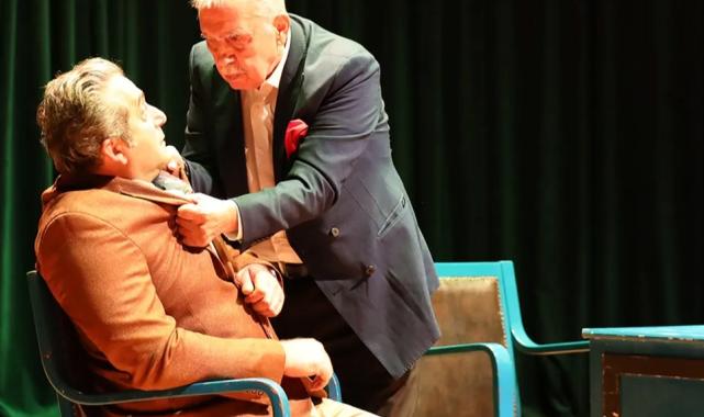 Sakarya’da “Aşk Eski Bir Yalan”a seyirciden tam not