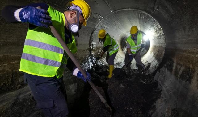 Yeraltı temizliği İzmir Körfezi’ne nefes oluyor