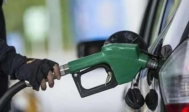 10 günde akaryakıta 5. zam! Sürücüler de ne yapacağını şaşırdı