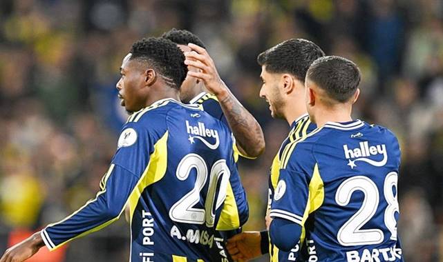 Fenerbahçe 2-0 Samsunspor (Maç Sonucu) Fener Süper Kupa’da yarı finalde!