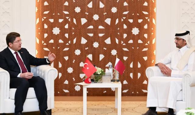 Bakan Tunç, Katarlı mevkidaşıyla buluştu