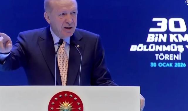 Cumhurbaşkanı Erdoğan: Türkiye’yi yeni yollar ve yatırımlarla büyütmeye devam edeceğiz