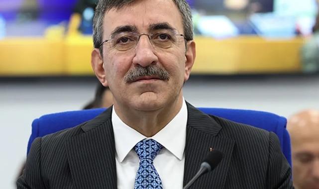 Cumhurbaşkanı Yardımcısı Yılmaz: Bayrağımıza yönelik saldırı cezasız kalmayacak!