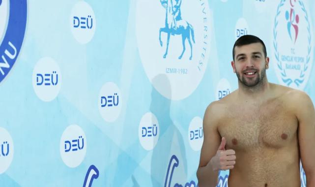 DEÜ kapılarını milli yüzücüye açtı