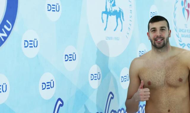 Dokuz Eylül kapılarını milli yüzücüye açtı