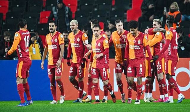 Galatasaray 4 -1 Trabzonspor (Maç Sonucu) Turkcell Süper Kupa’da ilk finalist Galatasaray!