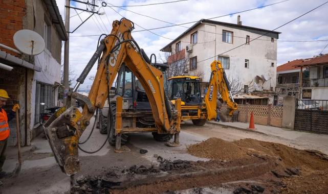 İzmir Büyükşehir’den Sarnıç’ta içme suyu yatırımı hızla ilerliyor