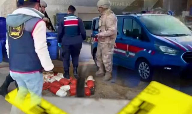 İzmir’de dev uyuşturucu darbesi! 5,5 milyon haplık hammadde ele geçirildi