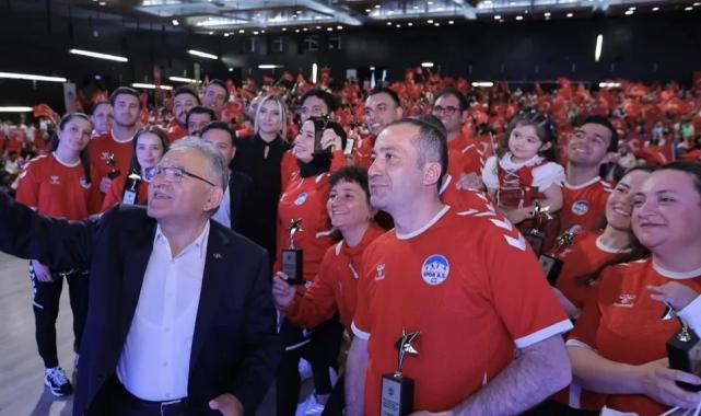 Kayseri Büyükşehir şehri spor merkezine döndürdü
