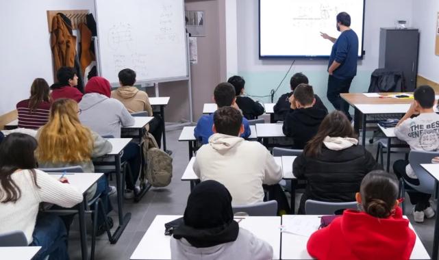 Kocaeli Büyükşehir liselileri yazılı sınavlara hazırlıyor