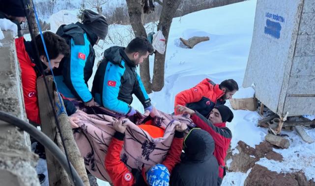 Şahbaz Derneği’nden zorlu kurtarma çalışmalarına hayati destek