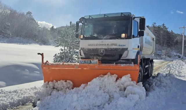 Sakarya’da son durum… 31 grup yolu ulaşıma açıldı