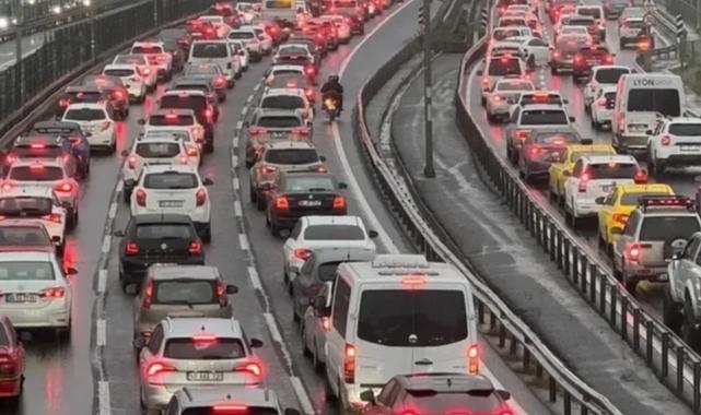 Türkiye’de 2025’te 2,37 milyon taşıtın trafiğe kaydı yapıldı…Trafikteki toplam taşıt 34 milyona yaklaştı