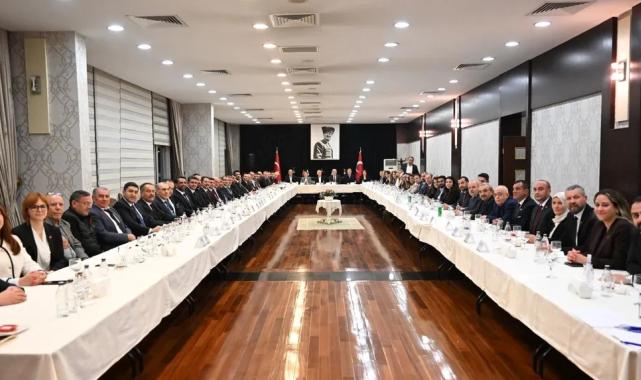 Ankara’da CHP’li 15 Belediye Başkanı’ndan birlik mesajı: Bu masadayız, çünkü sorumluluğumuz var
