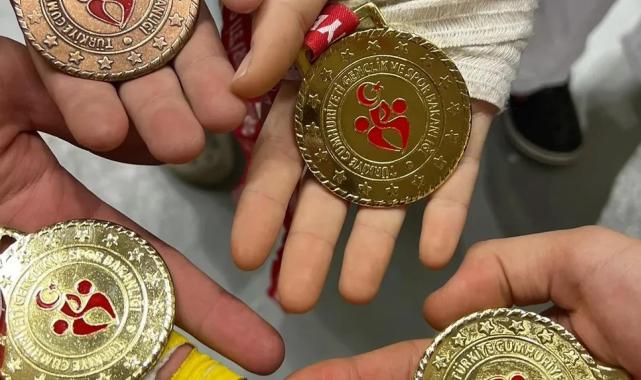 Balıkesirli sporculardan 18 madalya başarısı