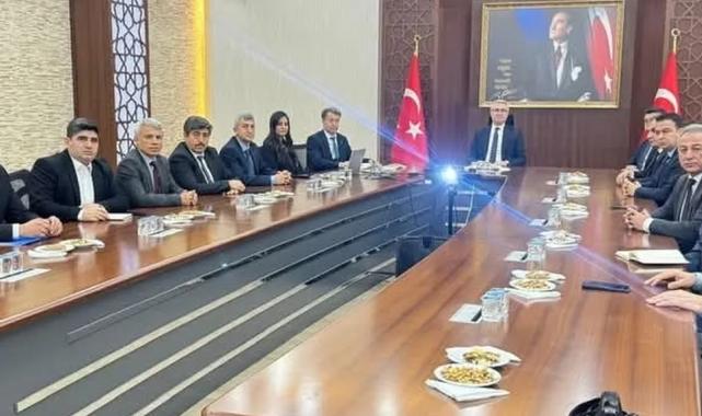 Batman İlçe Milli Eğitim Müdürleri eğitimi Kozluk’ta değerlendirdi