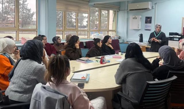 Batman Kozluk’ta öğretmenlere kanser farkındalık eğitimi