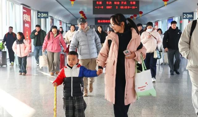 CGTN: Bir yolculuktan daha fazlası… Bahar Festivali’ndeki seyahat yoğunluğu, değişen Çin’e nasıl ayna tutuyor?