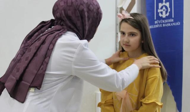 Çocuklarda skolyoz belirtilerine dikkat