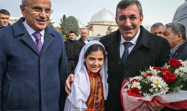 Cumhurbaşkanı Yardımcısı Cevdet Yılmaz’dan Malatya’ya tebrik