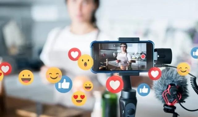 Etkileyicilere tüketici hakları ve reklam mevzuatı anlatıldı