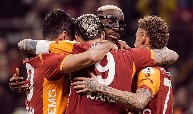 Galatasaray 5-1 ikas Eyüpspor (Maç Sonucu) Cimbom evinde farka yürüdü!