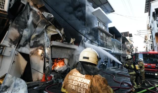 İzmir Buca’da iş yeri yangını panik yarattı